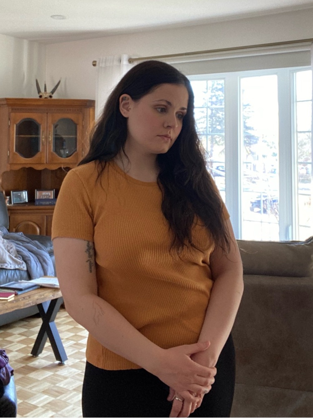 Uniqlo Women's Short Sleeve Ribbed Tee in Mustard Gold